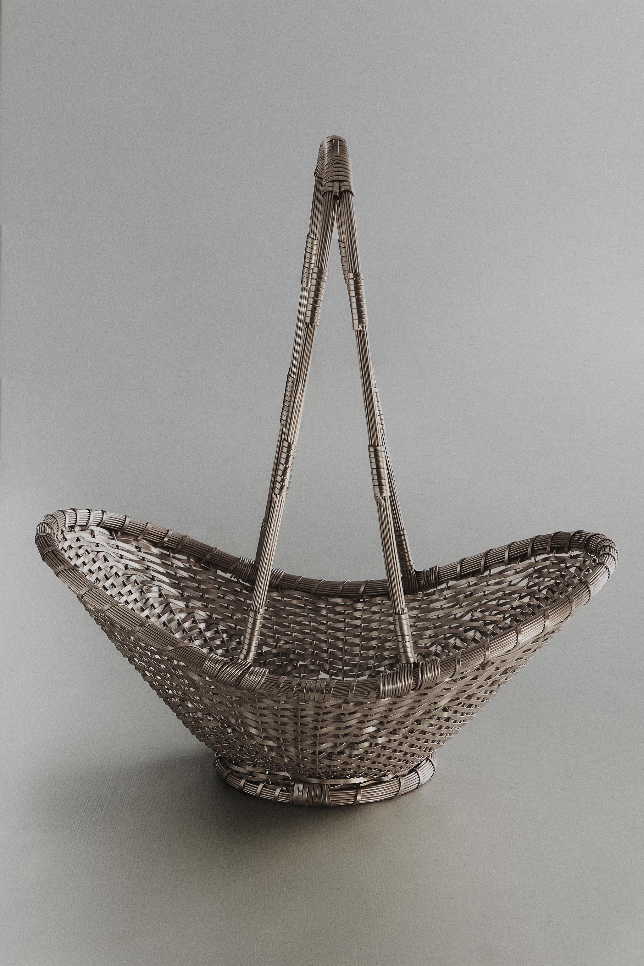 WOVEN METAL BASKET HIGH I COLIN KING